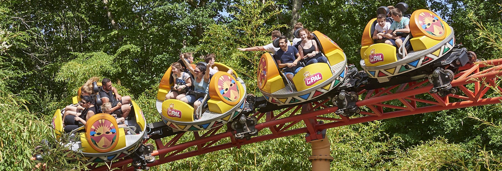 Pass Saison - Le PAL zoo et parc d'attractions en Auvergne Rhône Alpes
