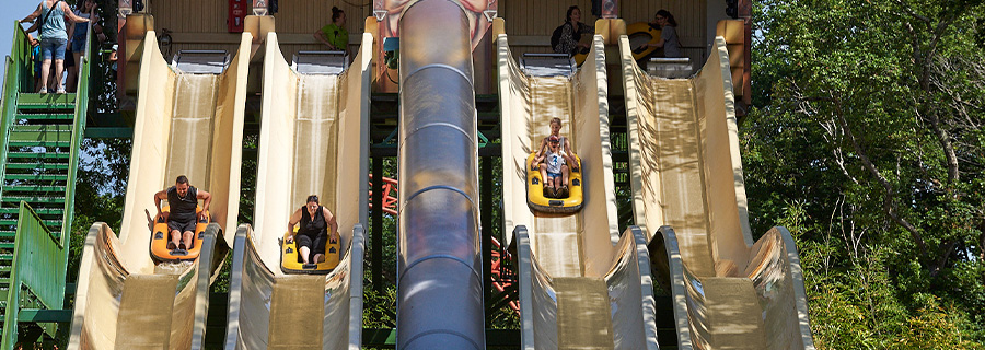 Le Rapido au parc de loisirs Le PAL en Auvergne-Rhône-Alpes