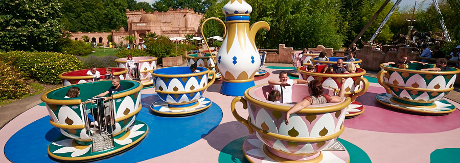 Les tasses au parc d'attraction Le PAL